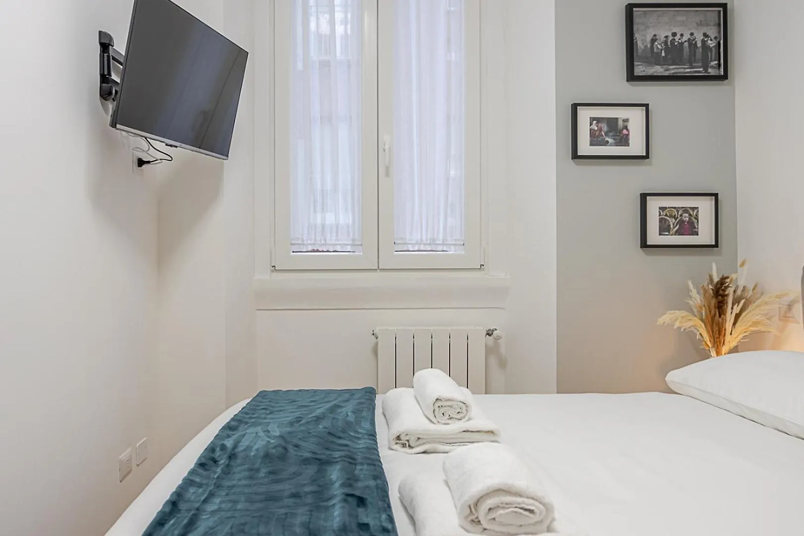 10Min Duomo Apartment For Travelers Milano 0*,
